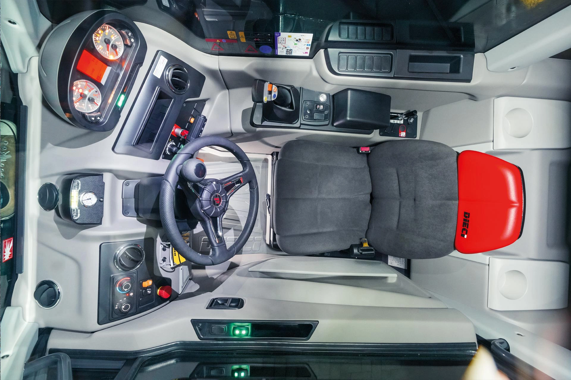 Dieci Giugiaro Design (GD) cab interior