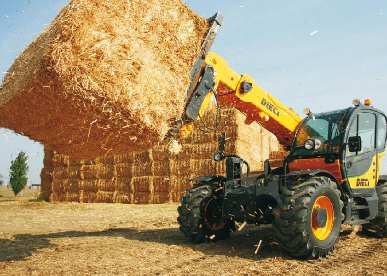 08_Telehandler Use In Agriculture-comp