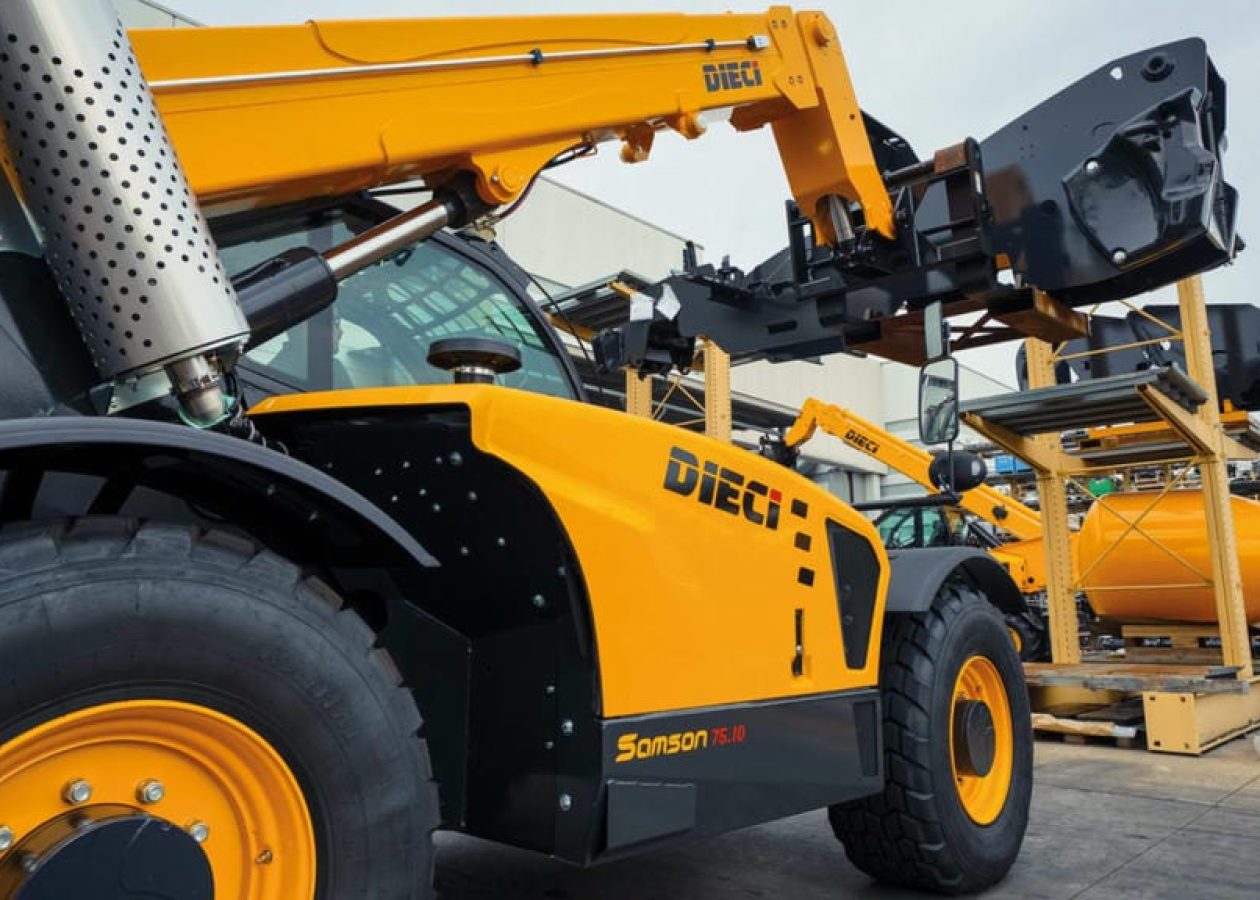 09_Telehandler Use in Confided Spaces-comp