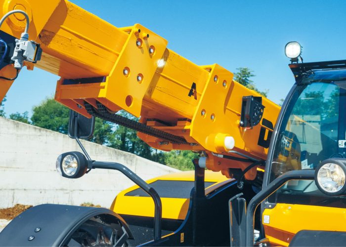 close up view of the lifting boom on a Agri Farmer 30.9 3t Agricultural Telehandler with 3 tonne lift capacity