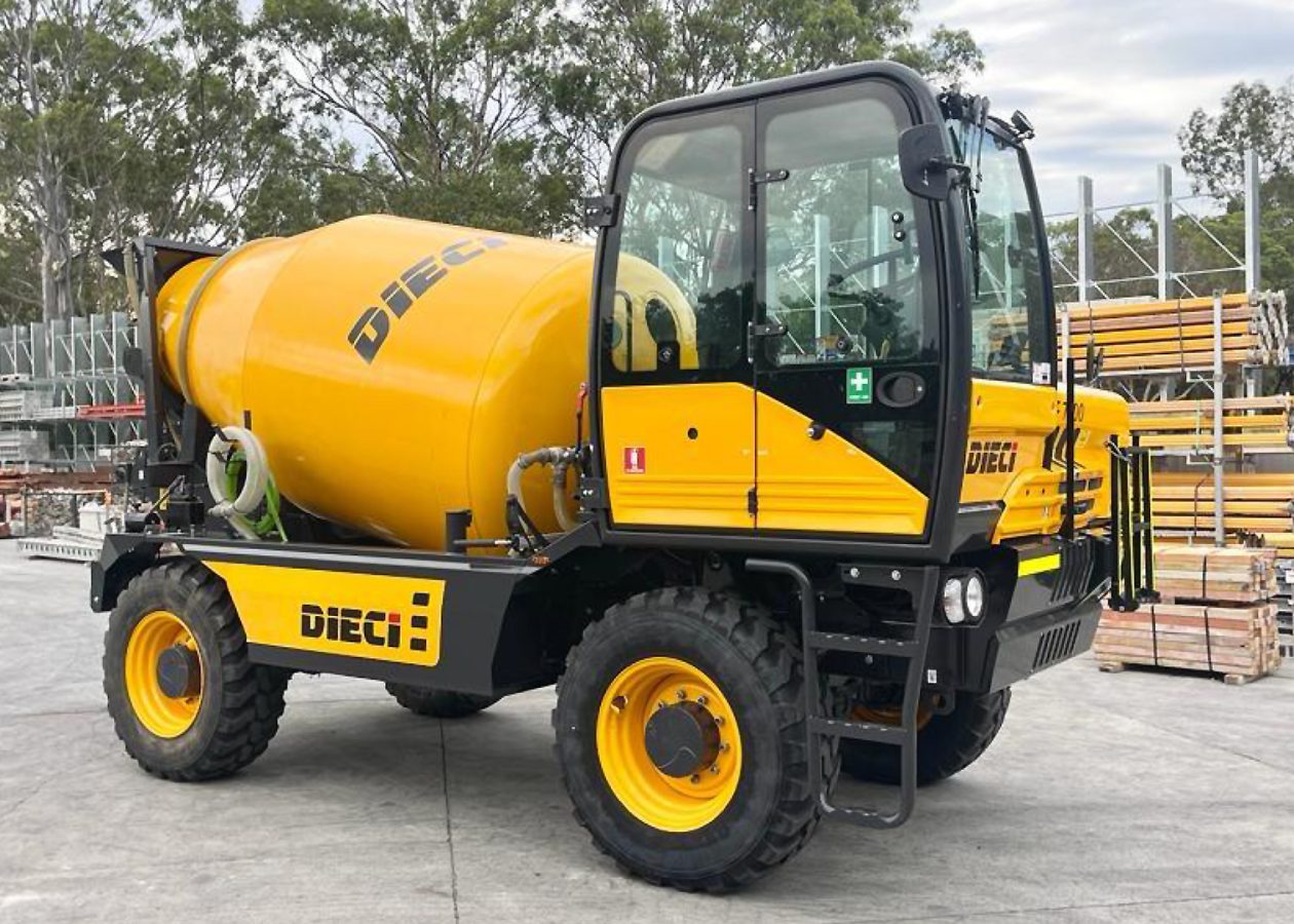 4. F7000 Mixer Truck Vs Self-loading Models[1]