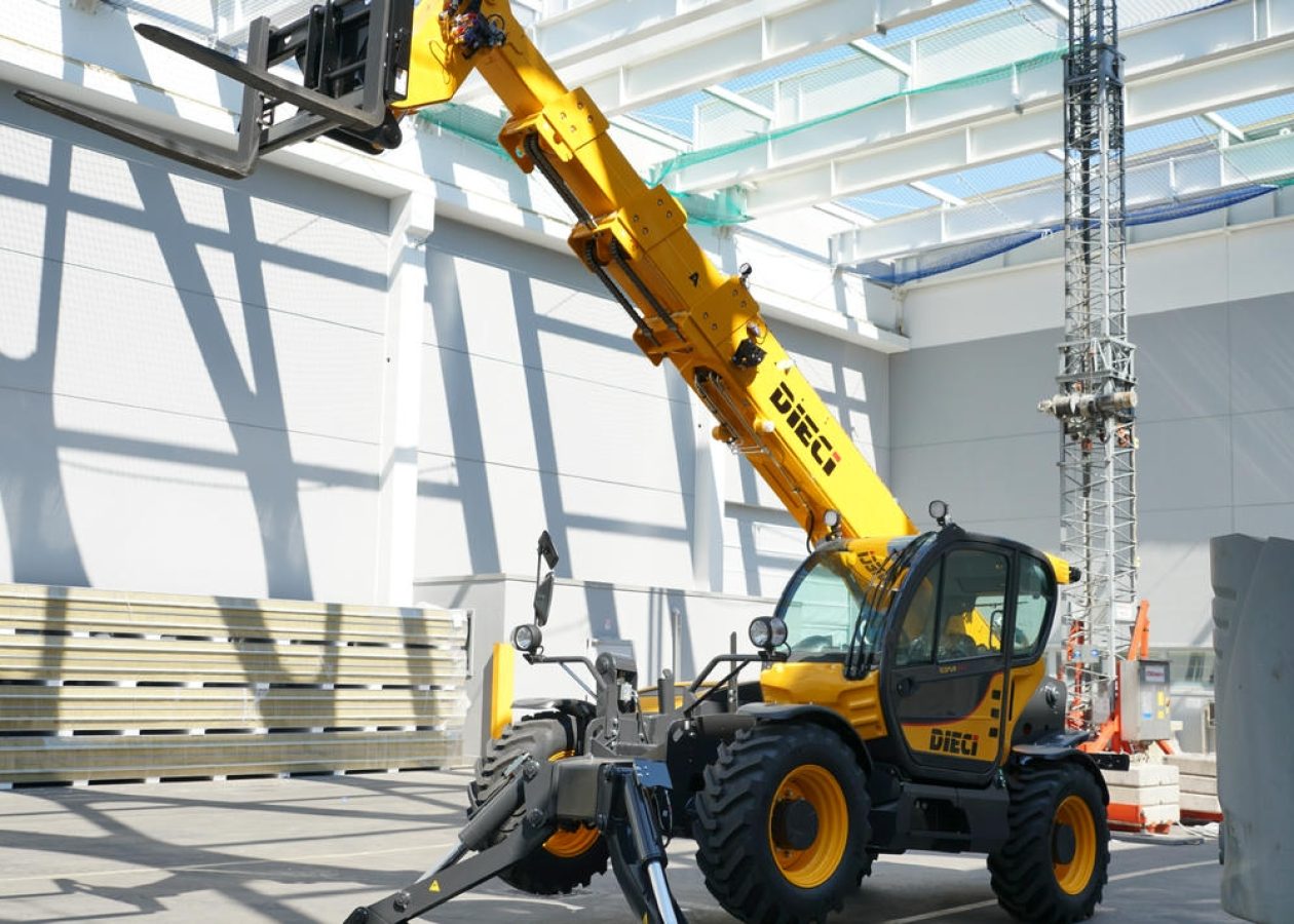 Telehandler Hire in Melbourne
