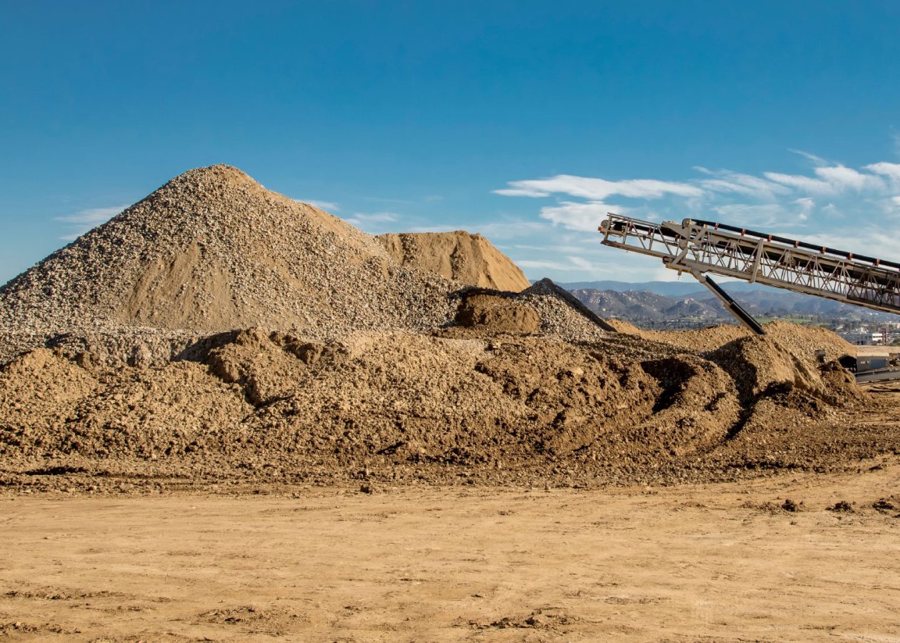 Telehandlers-on-East-Coast-Mining-Resources-Sites