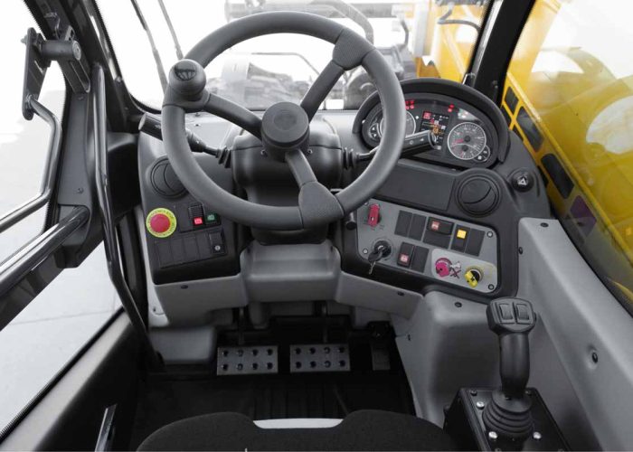 Dieci Hercules 210.10 21T Telehandler cab interior showing seat, steering wheel and controls