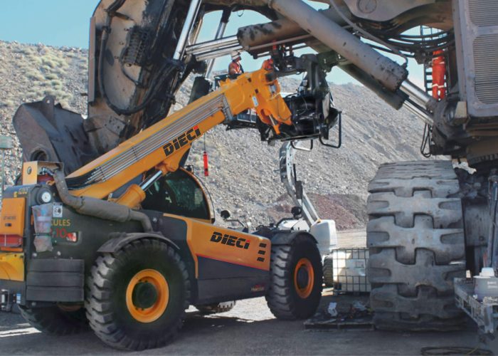 Dieci Hercules 210.10 21T Telehandler performing maintenance tasks on a remote mine site in Western Australia WA